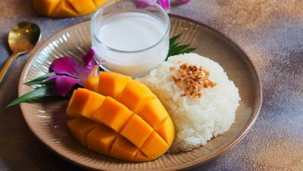 Dalam sebuah penelitian terbaru yang diterbitkan di jurnal Nutrients, para ilmuwan menemukan bahwa makan mangga segar setiap hari bisa bantu tubuh jadi lebih sensitif terhadap insulin dan lebih jago mengatur kadar gula darah. Dan kabar baiknya lagi, nggak bikin gemuk!
