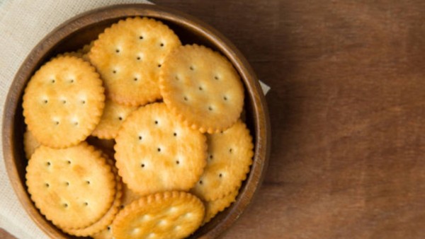 Beberapa varian RITZ Cracker Sandwich yang dijual di seluruh Amerika Serikat resmi ditarik dari peredaran gara-gara kesalahan label yang bisa sangat berbahaya, terutama buat mereka yang punya alergi kacang.